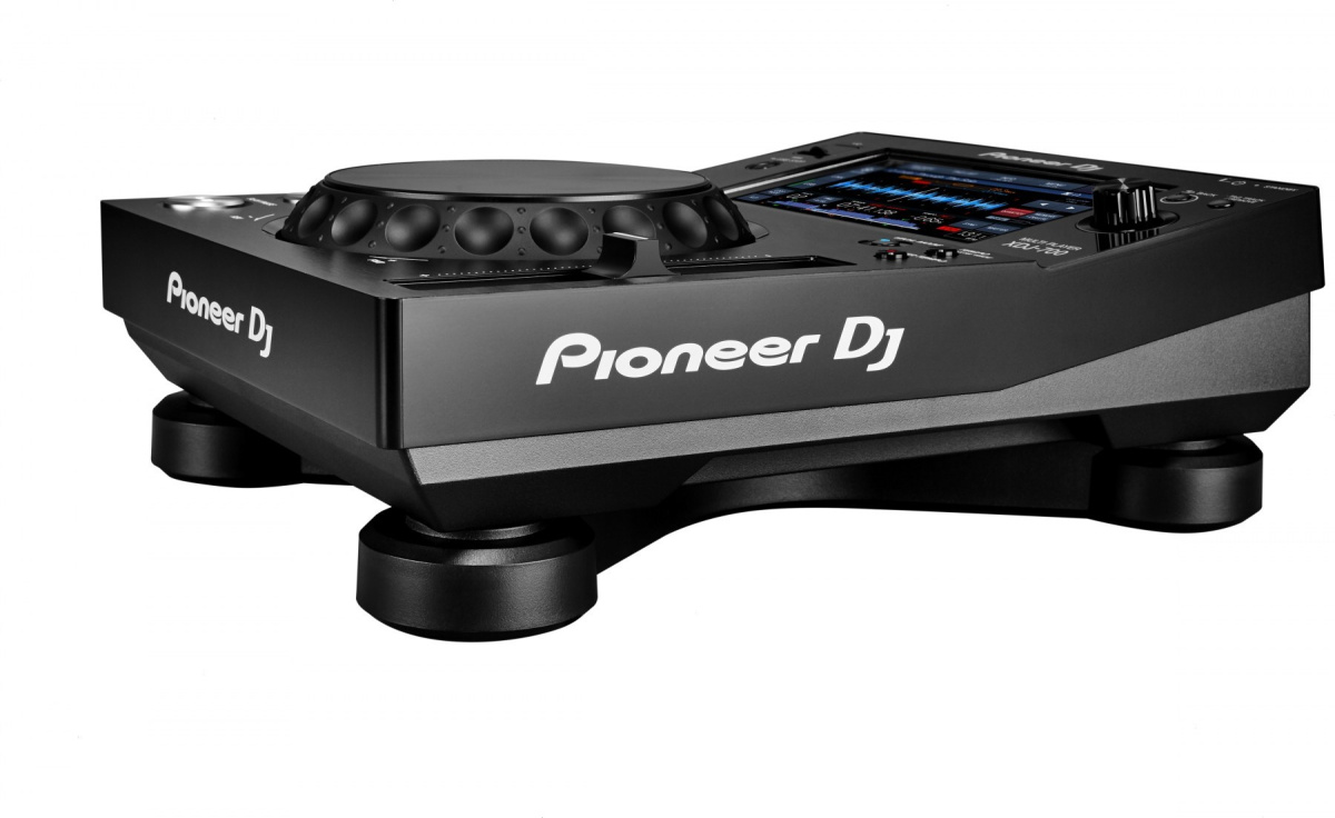 PioneerDJ XDJ-700
