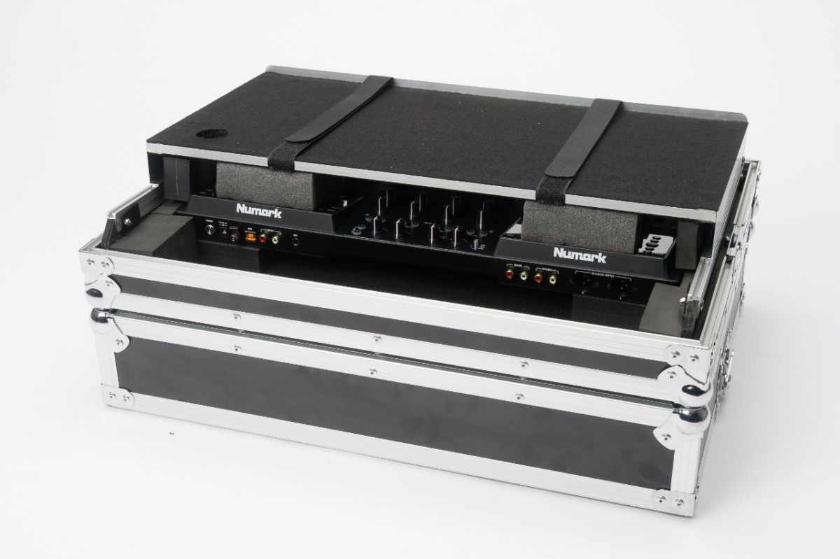 Magma DJ Controller Workstation NV Magma DJ Controller Workstation NV